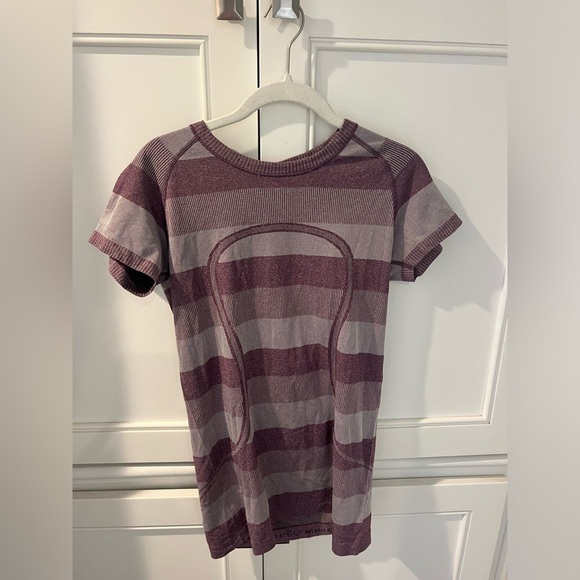 Lululemon Striped Top - Picture 1 of 2